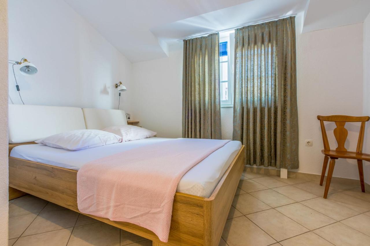 Apartment Goran ซริกเวนิซา ภายนอก รูปภาพ